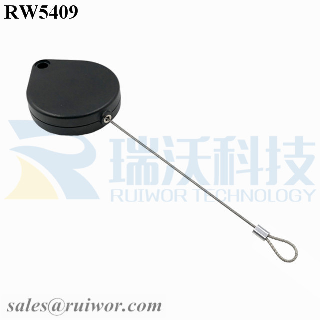 RW5409 Retractable Extension Cord specifications (cable exit details, box size details)